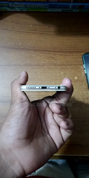 Apple iPhone 6 64 GB Gold
