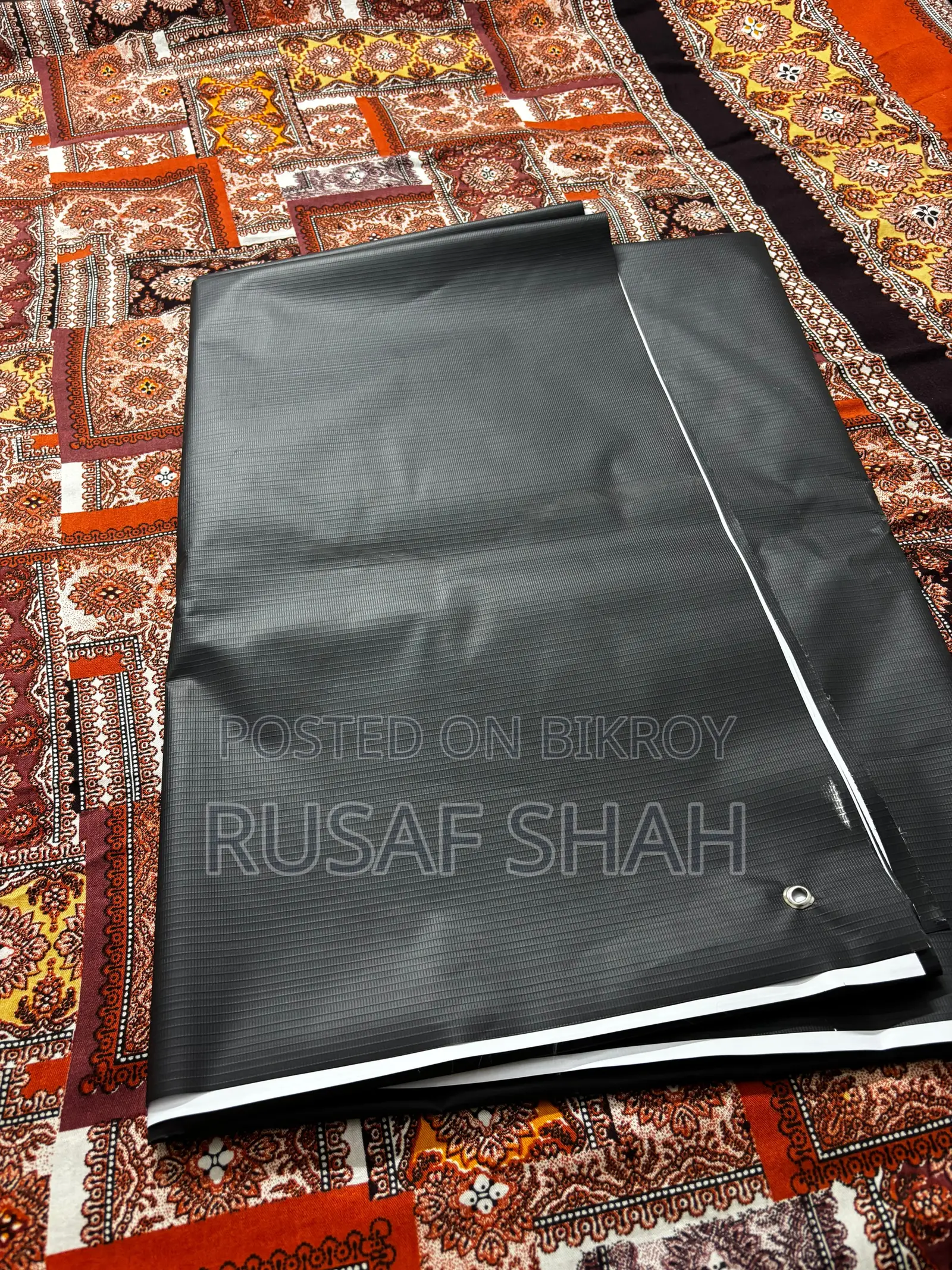 Projector Screen