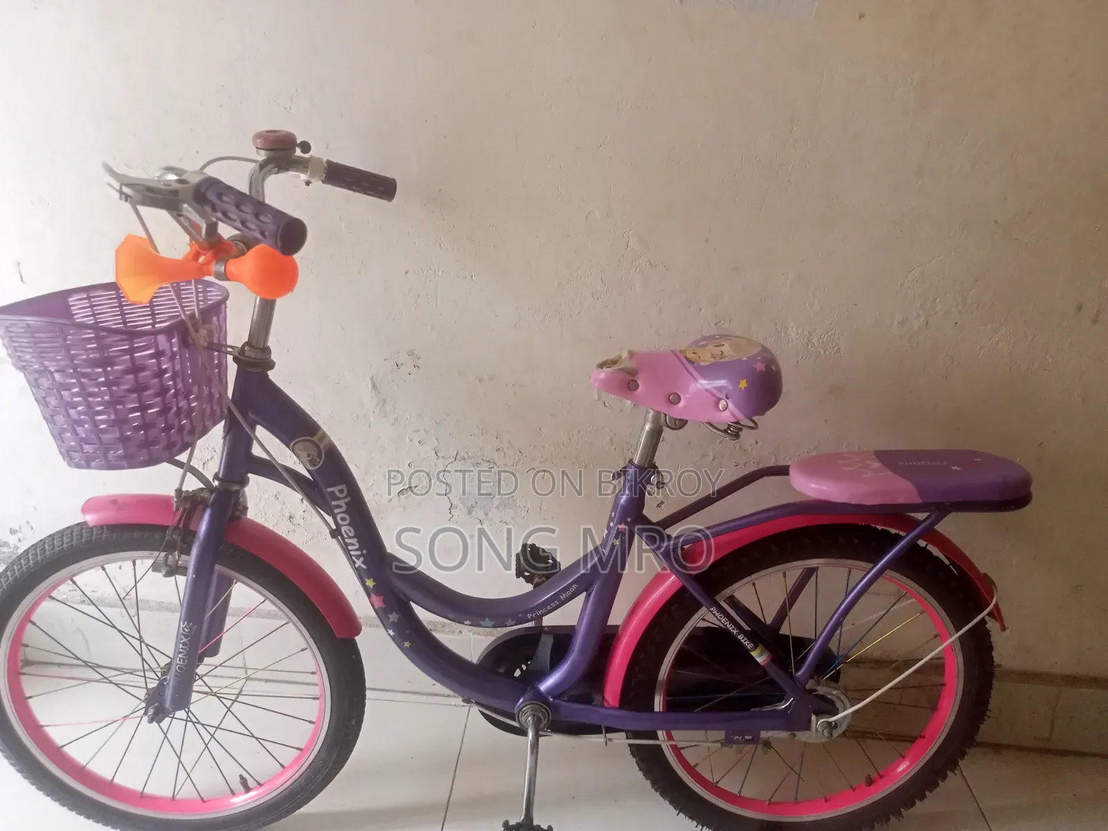Phoenix Children's Bicycle in Good Condition for Sale