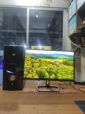 Desktop Computer Asus ET2013IUTI 8GB Intel Core i3 HDD 500GB