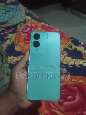 Vivo Y17s 128 GB Green