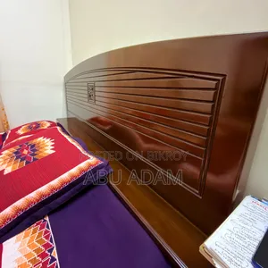 6 Ft × 7 Ft Premium Malaysian Board Bed for Sale
