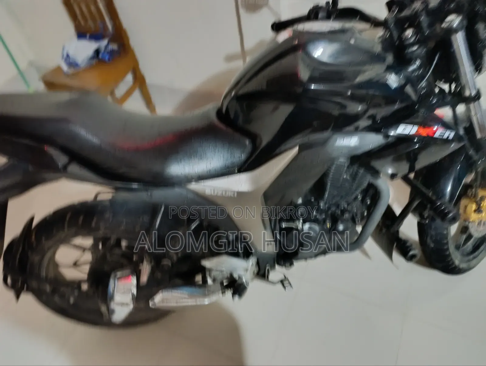 নতুন সুজুকি জিক্সার মনোটোন ২০২৫ কালো