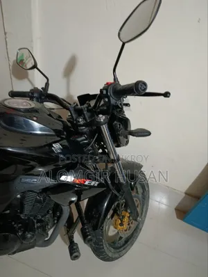নতুন সুজুকি জিক্সার মনোটোন ২০২৫ কালো