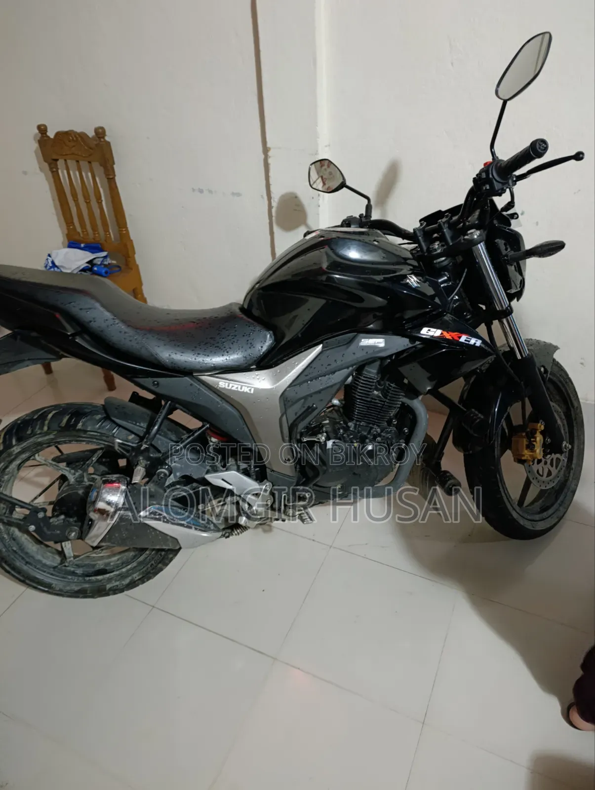 নতুন সুজুকি জিক্সার মনোটোন ২০২৫ কালো