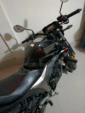 নতুন সুজুকি জিক্সার মনোটোন ২০২৫ কালো