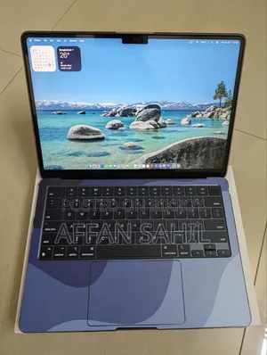 Laptop Apple MacBook Air 2022 M2 8GB Apple M2 SSD 256GB