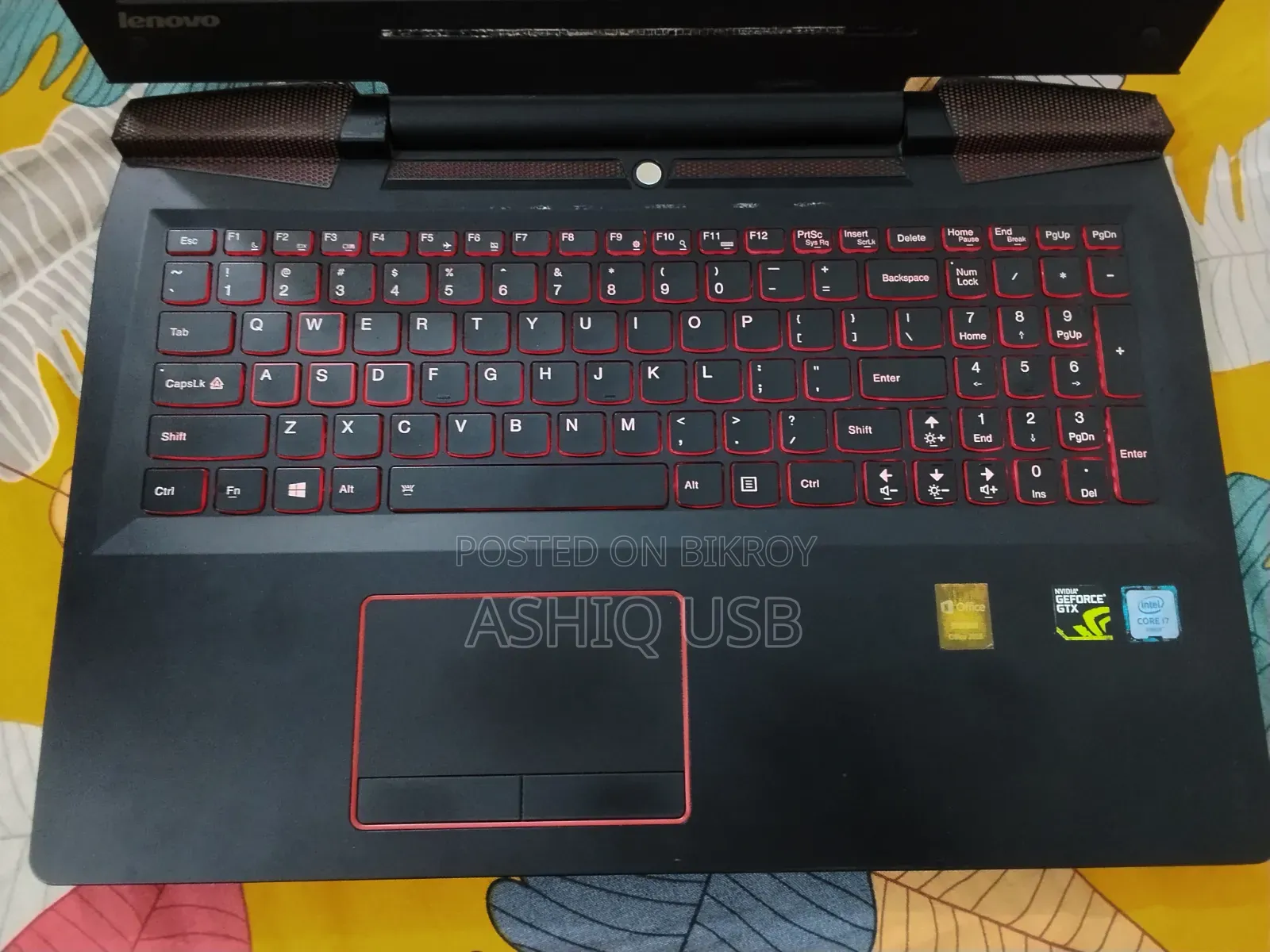 Laptop Lenovo Yoga 700 8GB Intel Core i7 HDD+SSD 1T