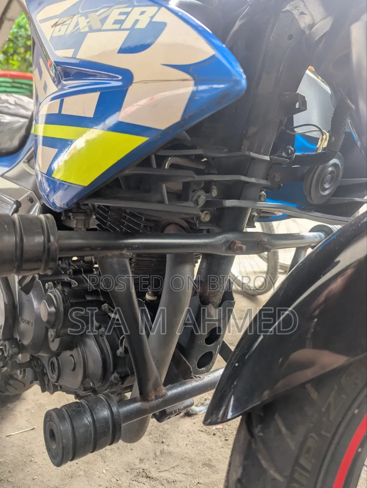 Suzuki 2021 Black