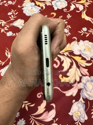 Samsung Galaxy M04 64 GB