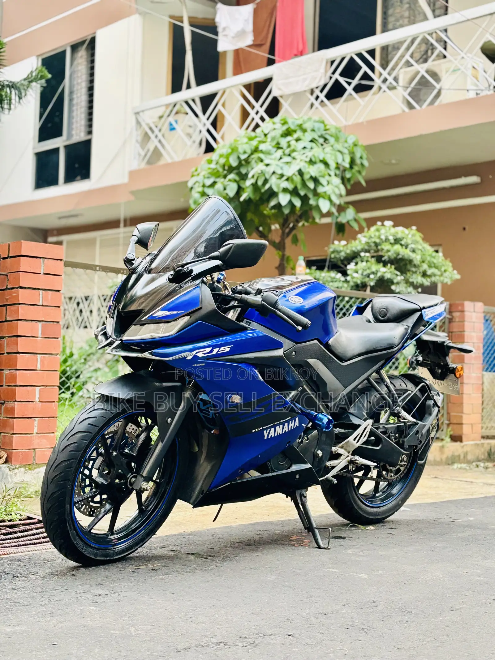 Yamaha R15 V3 2024 Blue