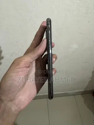 Apple iPhone X 64 GB Black