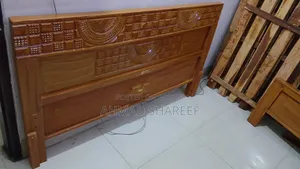 খাট ৫/৭ ফিট বিক্রয়