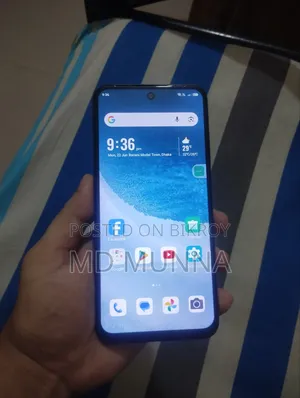 ZTE 8 GB Black