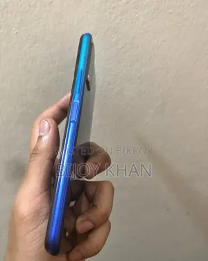 Vivo Y12 32 GB Blue