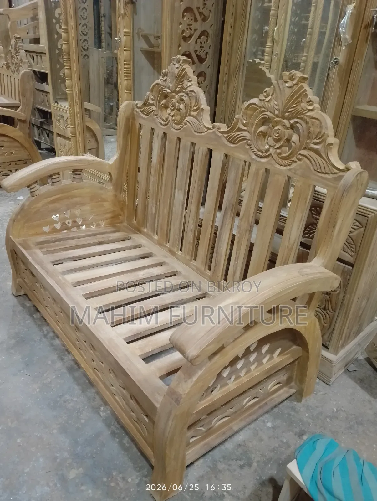 Original Shagun Sofa
