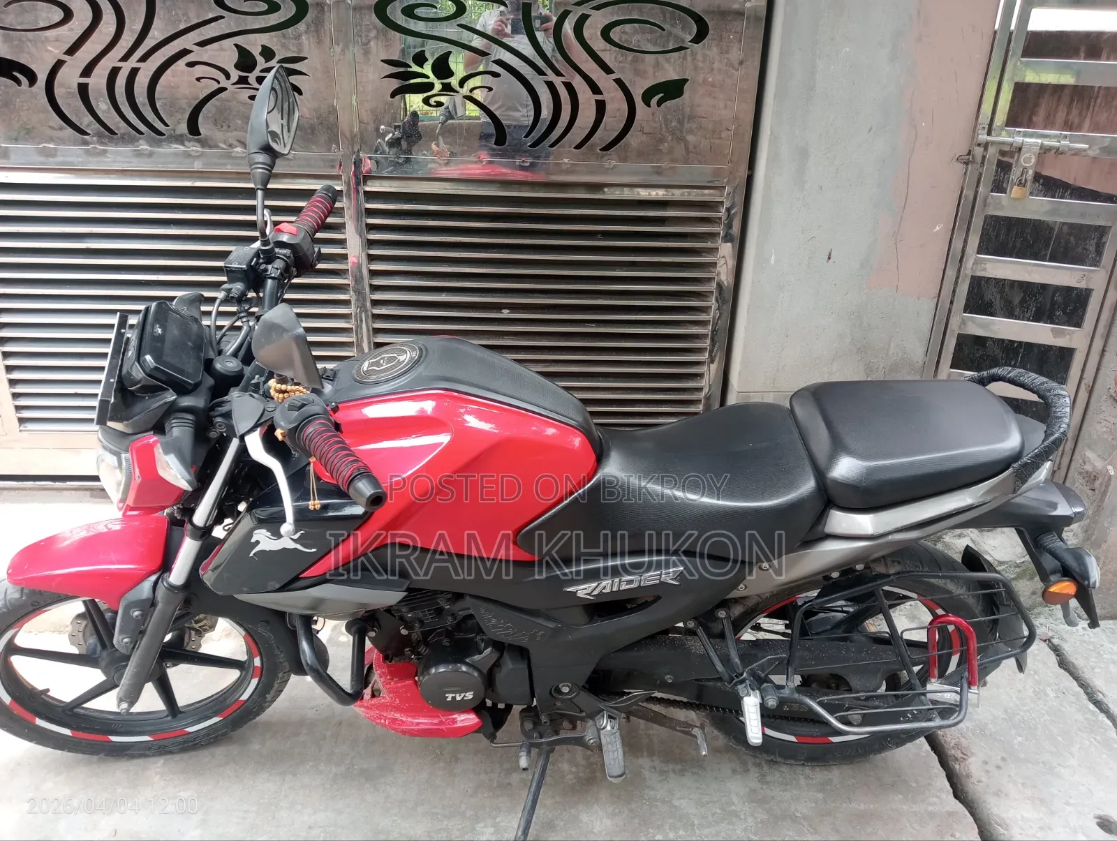TVS Raider 125 2023 Red