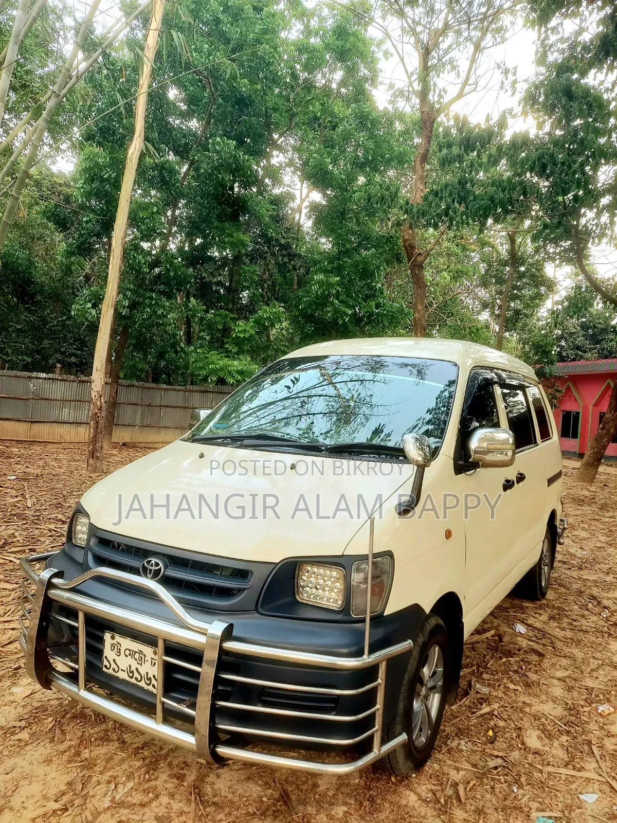 Toyota Noah 2007 Off White