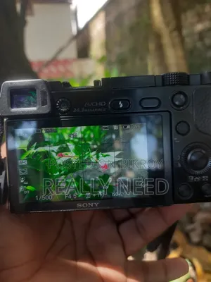 Sony A6000