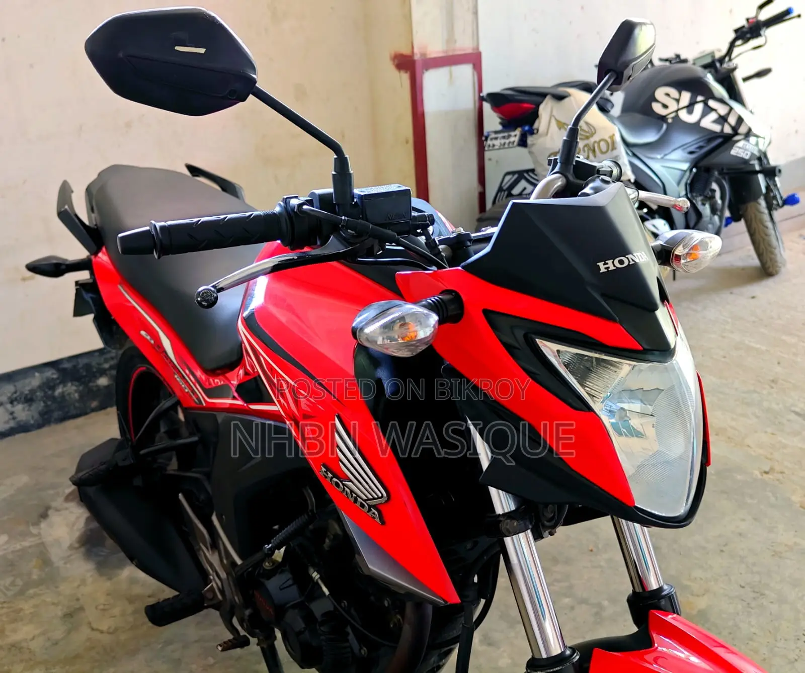 হোন্ডা হর্নেট ২০১৯ লাল