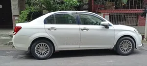 Toyota Axio 2013 White