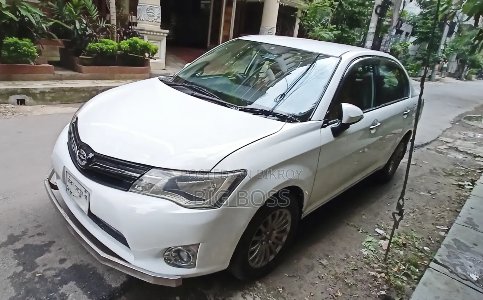 Toyota Axio 2013 White