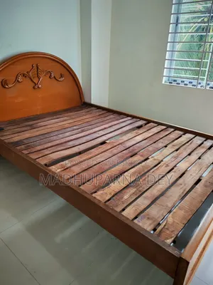 ৫/৭ ফিট খাট
