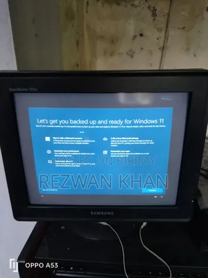 Samsung SyncMaster 17" Monitor — Excellent condition, fully functional!