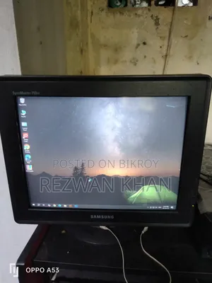Samsung SyncMaster 17" Monitor — Excellent condition, fully functional!