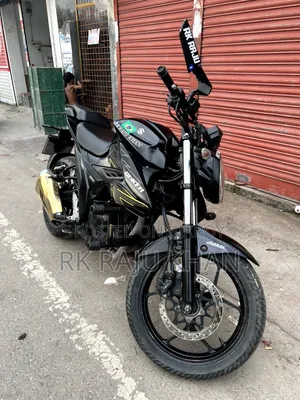 নতুন সুজুকি জিক্সার এফআই এবিএস ২০২০ কালো
