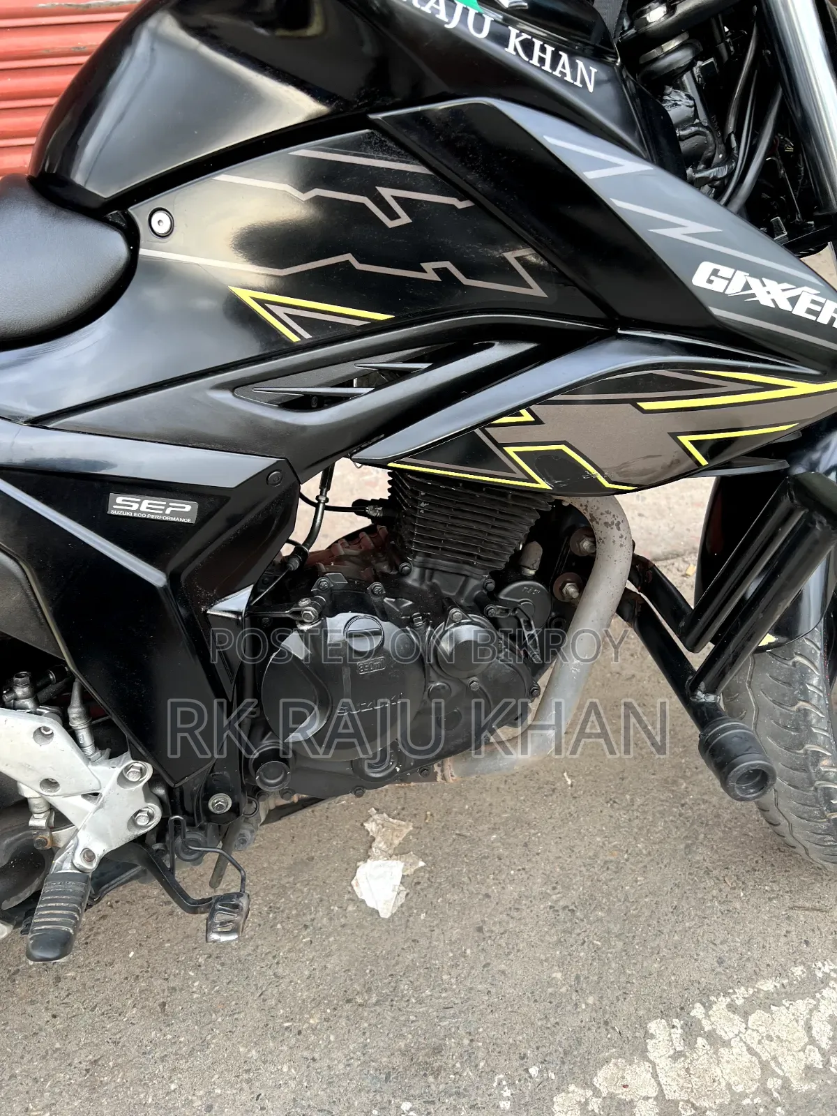 নতুন সুজুকি জিক্সার এফআই এবিএস ২০২০ কালো
