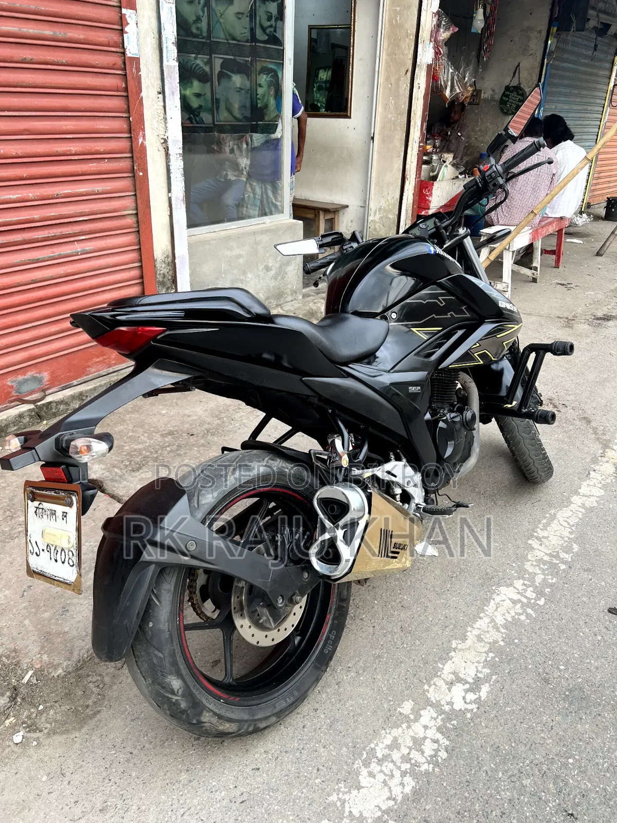 নতুন সুজুকি জিক্সার এফআই এবিএস ২০২০ কালো