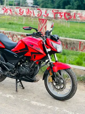 Hero Hunk 2022 Red