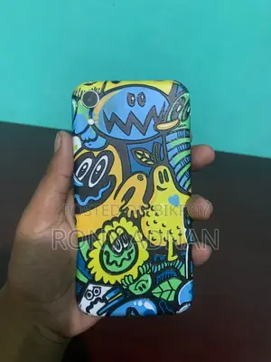 Apple iPhone XR 64 GB White