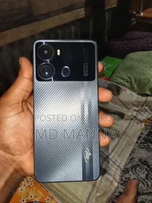 Itel P40 32 GB Black