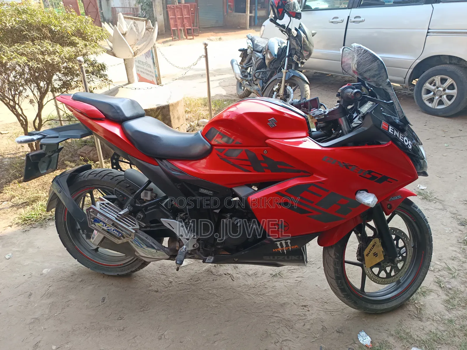 Suzuki Gixxer SF FI 2023 Red