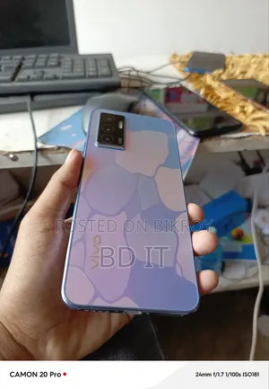 Vivo Y75 128 GB