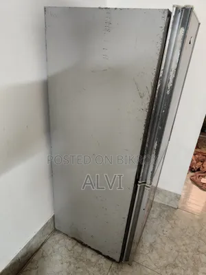 ফ্রিজ বিক্রির জন্য