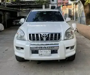 টয়োটা ল্যান্ড ক্রুজার প্রাডো ২০০৩ পার্ল