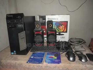 Desktop Computer Lenovo ideacentre 720 8GB Intel Core i5 HDD+SSD 500GB