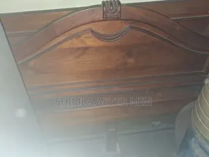 ব্যবহৃত কুইন সাইজ সেমি বক্স বেড বিক্রয়ের জন্য