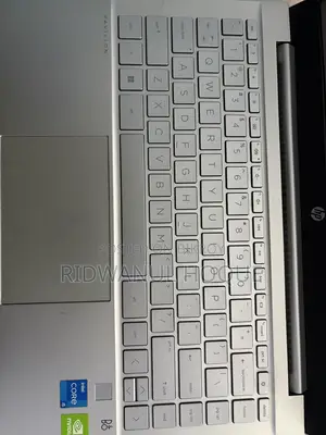 Laptop HP 14-Dq2031tg 16GB Intel SSD 512GB