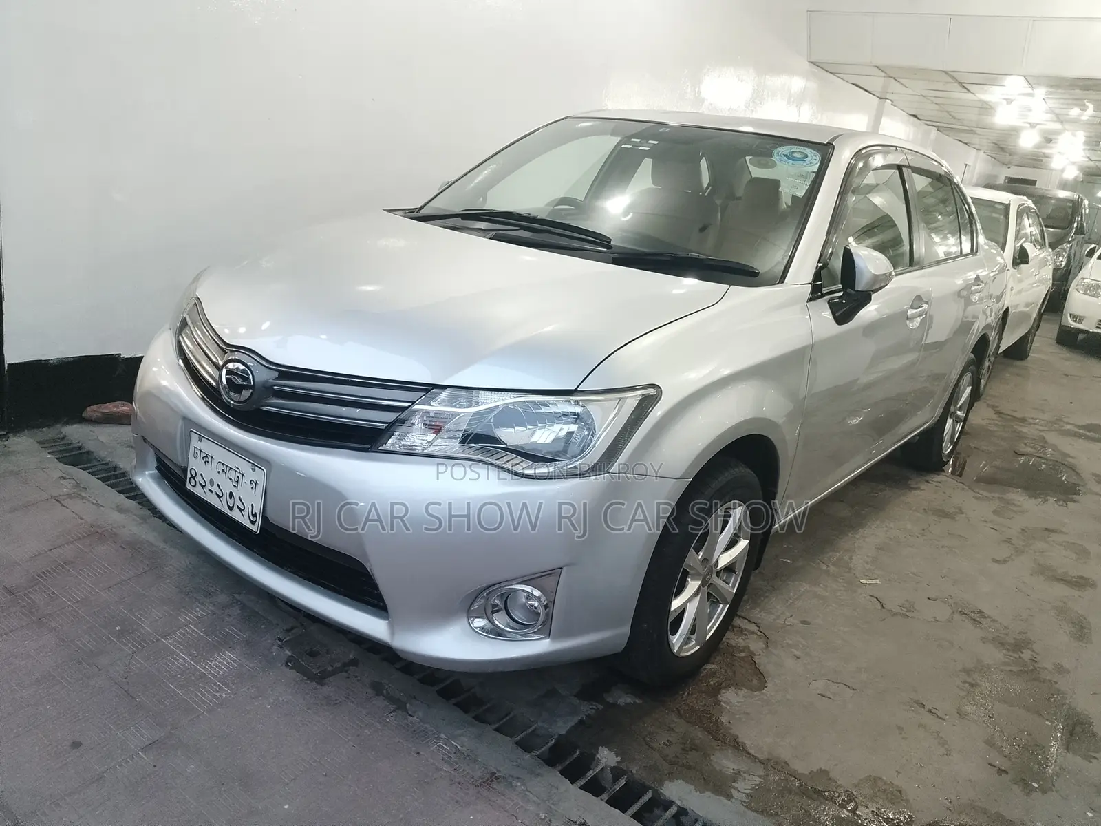 Toyota Axio 1.5 X 2WD 2013 Silver