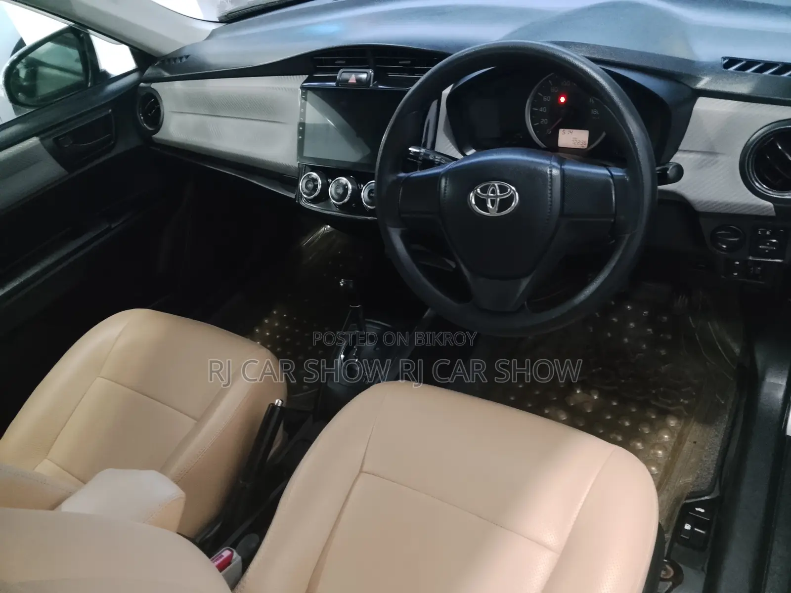 Toyota Axio 1.5 X 2WD 2013 Silver