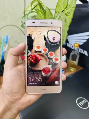 Huawei Y6 16 GB Gold