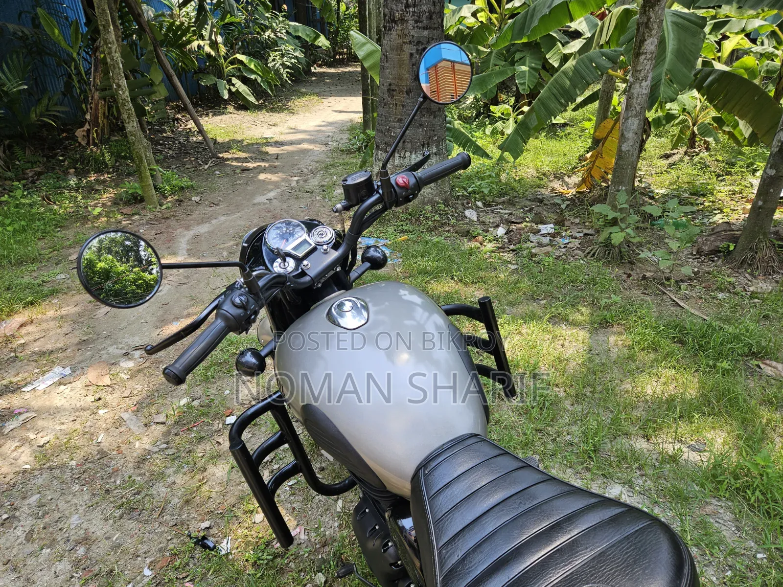 Royal Enfield Classic 350 2025 Gray
