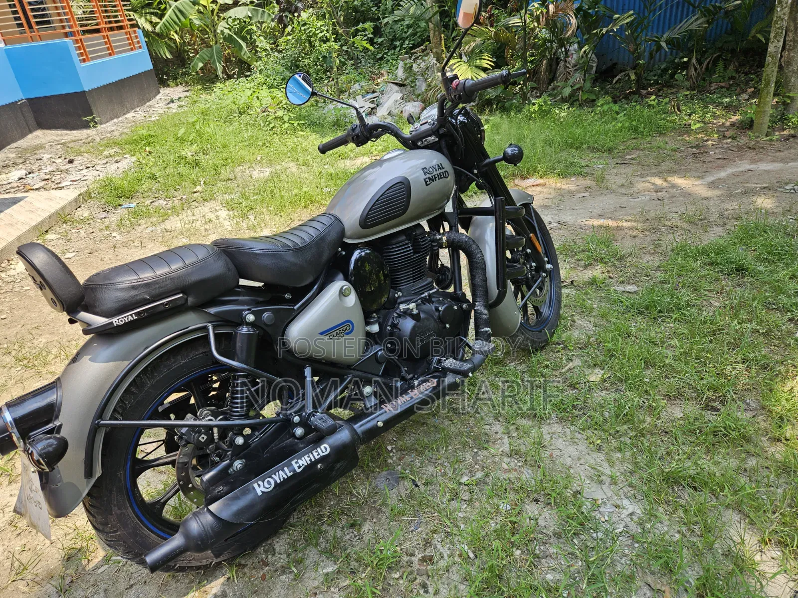 Royal Enfield Classic 350 2025 Gray