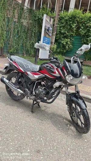 Bajaj Discover 125 2021 Black