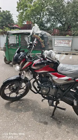 Bajaj Discover 125 2021 Black