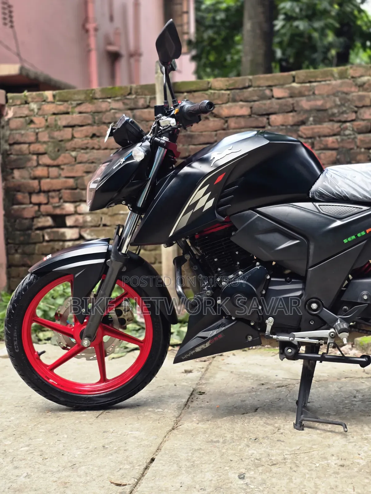 TVS Apache 160 4V 2025 Black